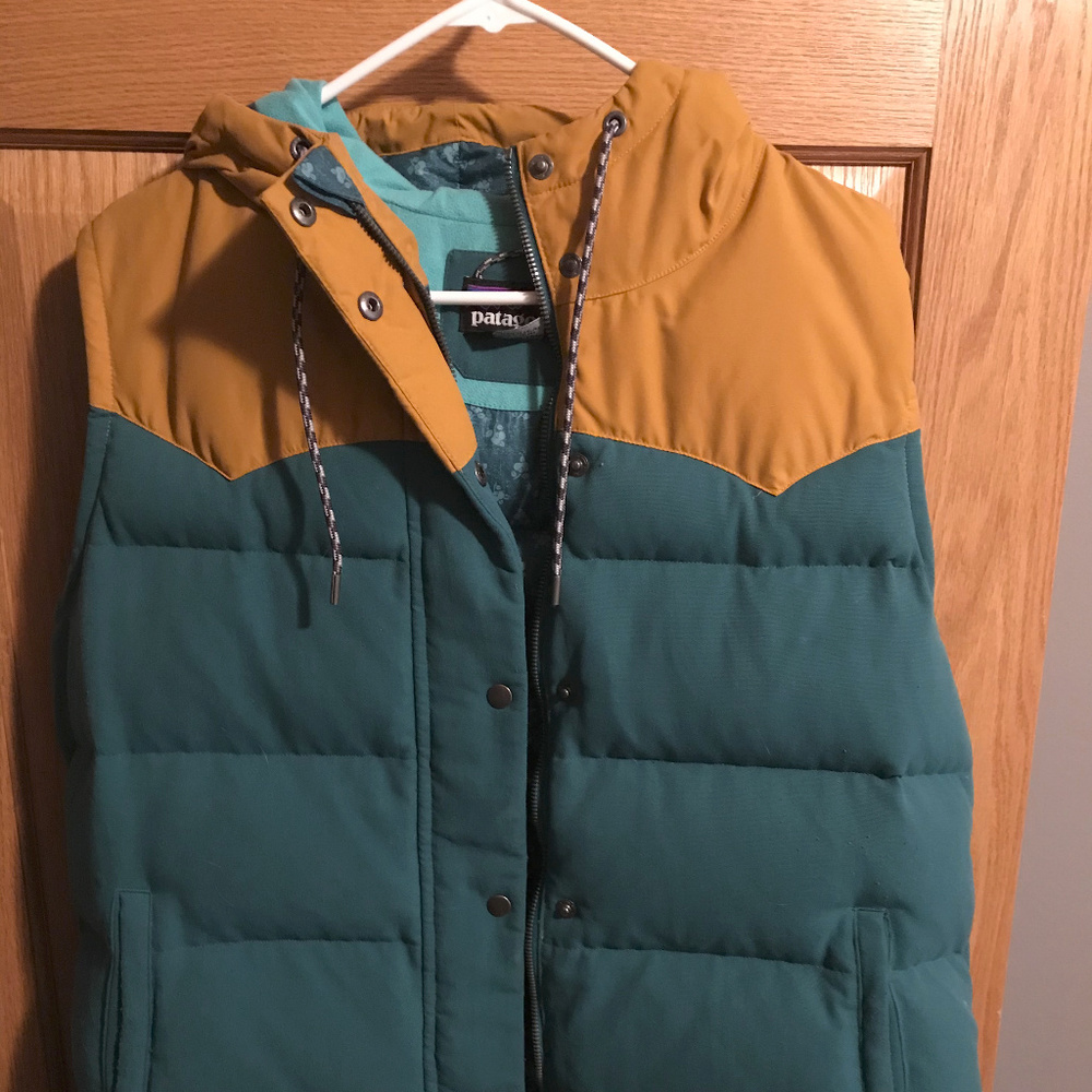 Patagonia Women's Hooded Bivy Vest